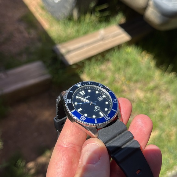 Casio Blue and Black Dive Watch - Picture 4 of 4